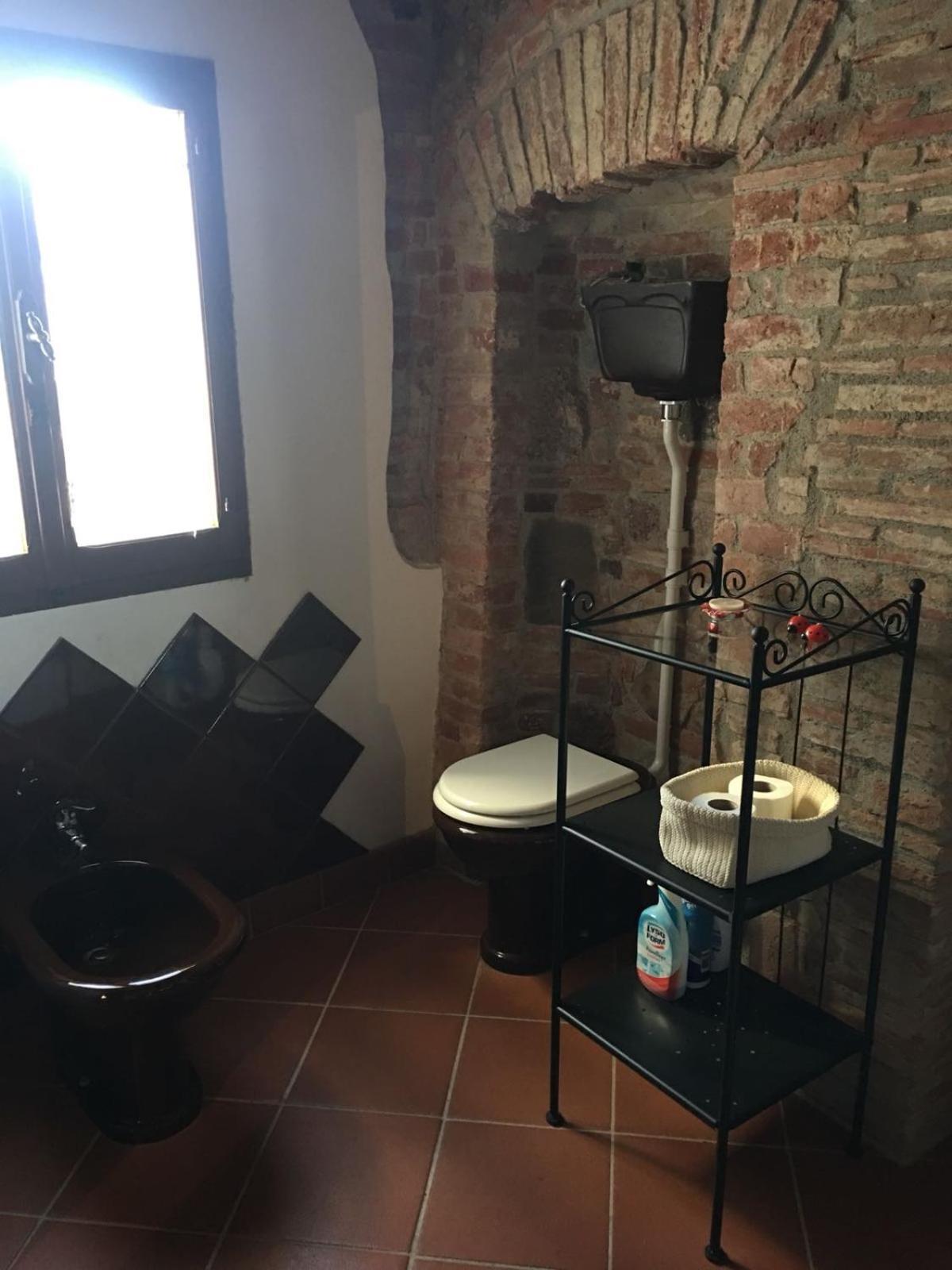 La Divina Dimora Il Castello Degli Spiriti Magni Apartment Montepescali Exterior photo